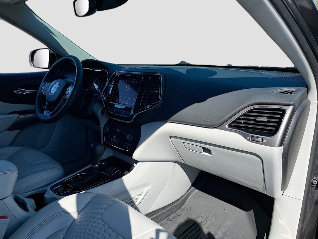 Certified 2022 Jeep Cherokee Limited image 28