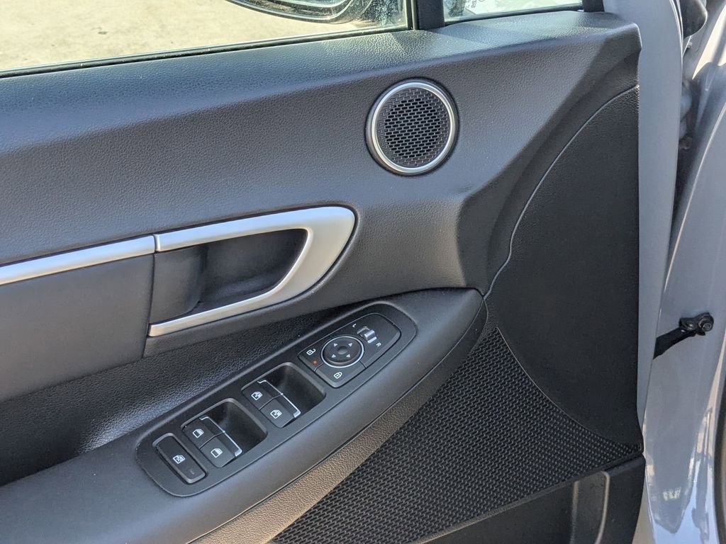 Used 2025 Hyundai Sonata SEL image 13