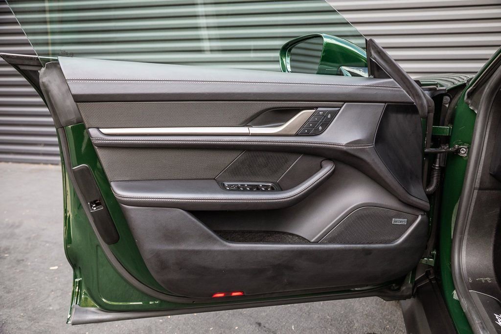 Certified 2025 Porsche Taycan Turbo S image 17