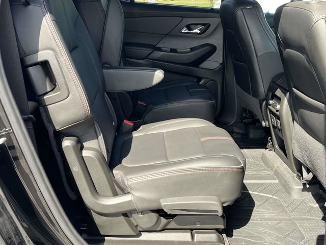 Used 2023 Chevrolet Traverse RS w/ LPO, Floor Liner Package image 23