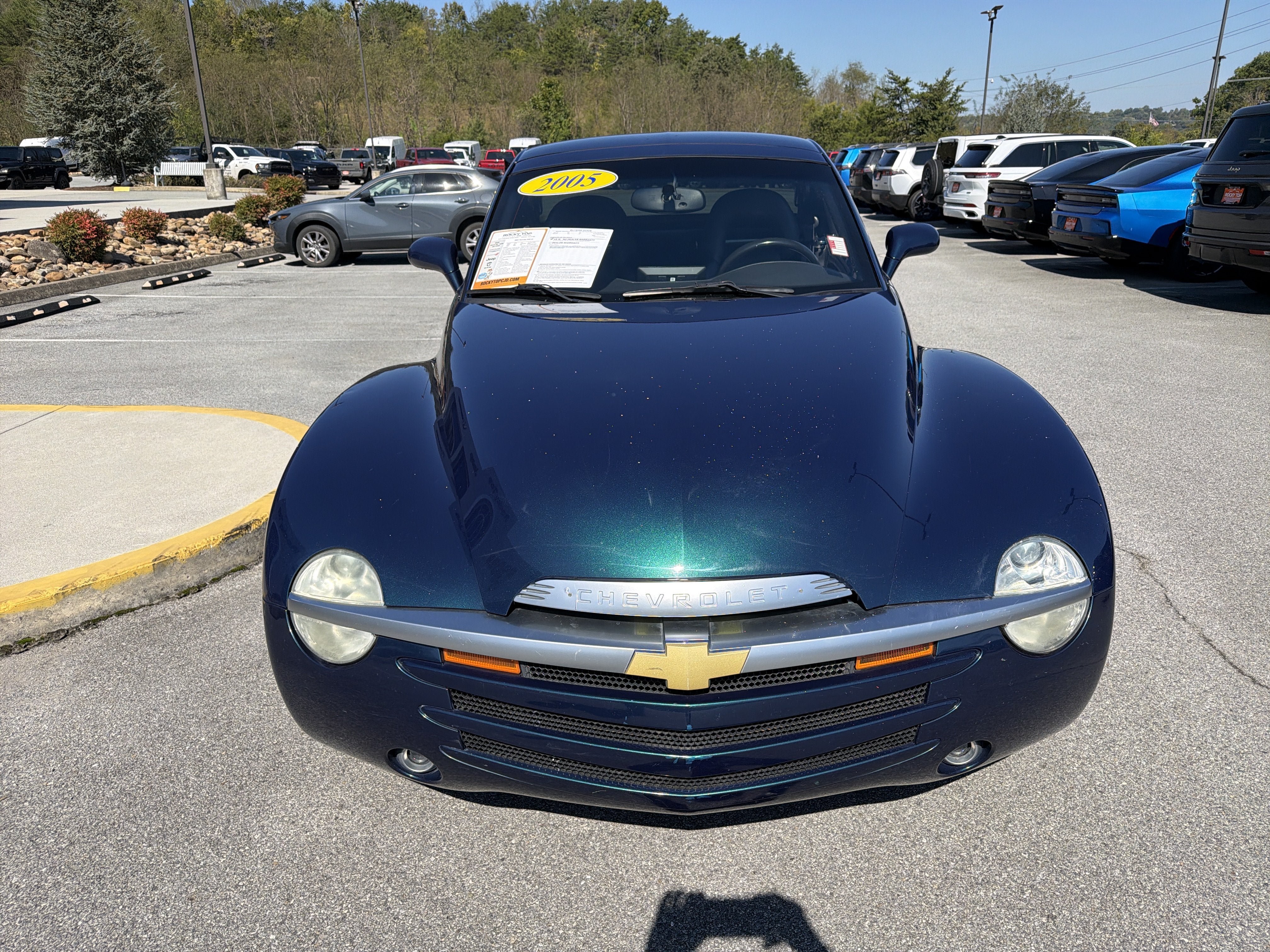 Used 2005 Chevrolet SSR w/ Preferred Equipment Group RWD image 4