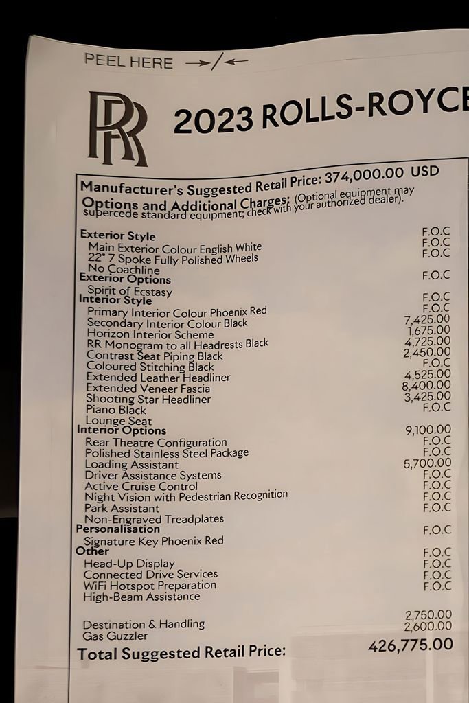 Used 2023 Rolls-Royce Cullinan image 3