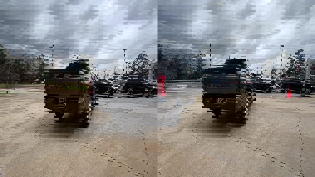 New 2026 Toyota Tundra SR5 w/ SR5 Convenience Package image 6