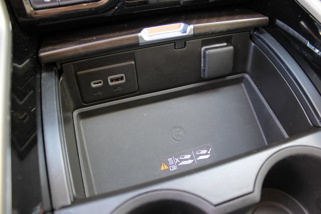 Certified 2022 GMC Yukon Denali AWD/4WD image 27