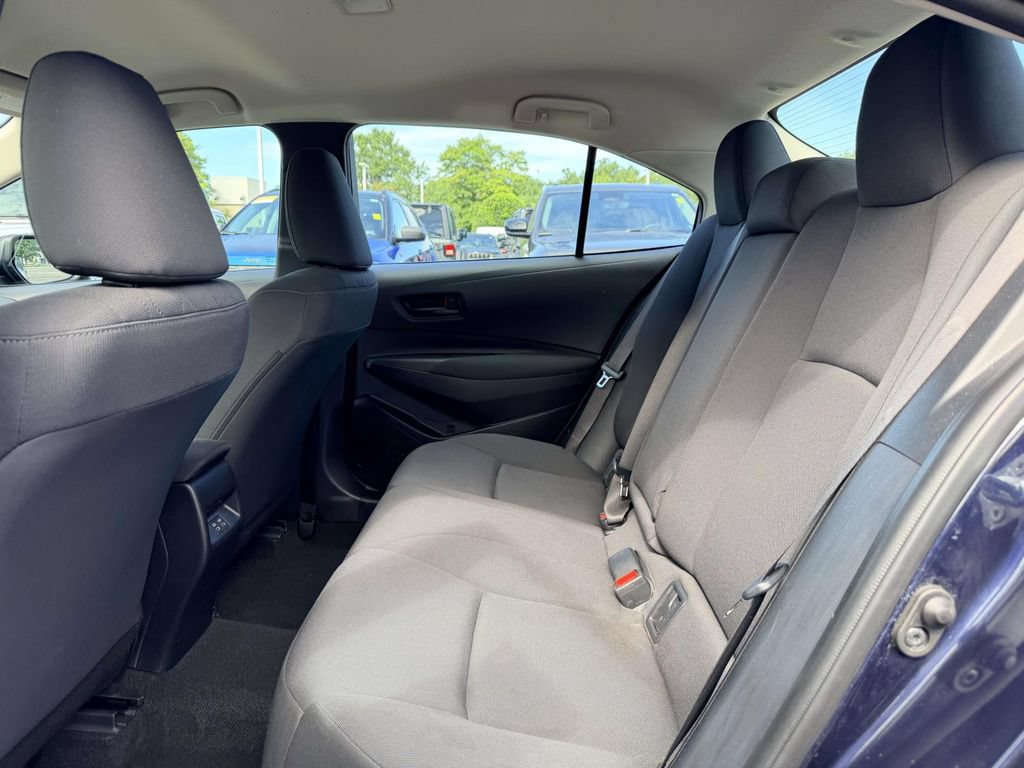 Used 2024 Toyota Corolla LE FWD image 12