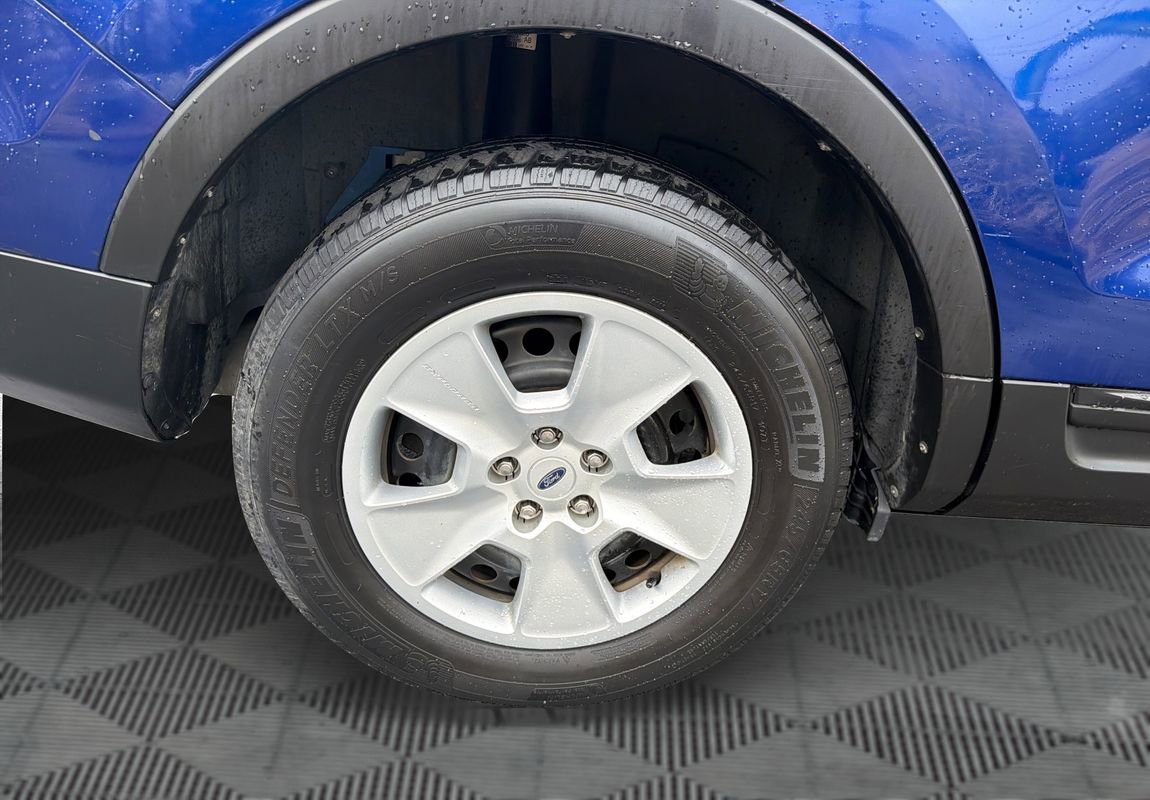 Used 2013 Ford Explorer FWD image 32