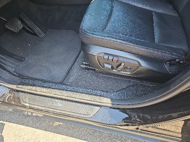 Used 2017 BMW X3 sDrive28i RWD image 9