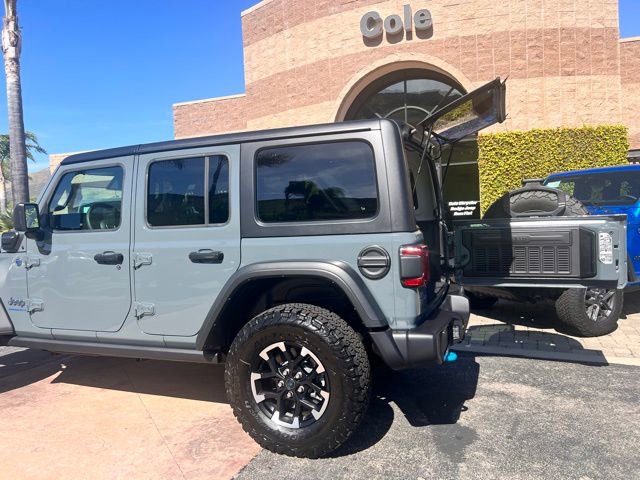 Used 2025 Jeep Wrangler Unlimited Rubicon 4xe w/ Convenience Group image 14