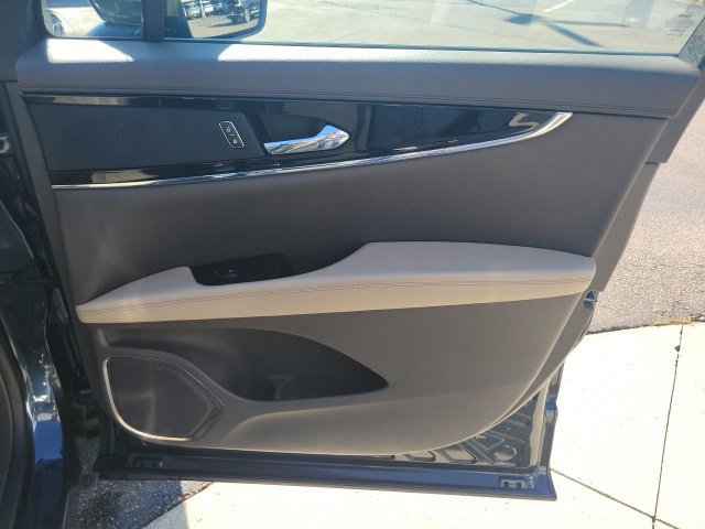 Certified 2023 Lincoln Nautilus AWD w/ Premium Package image 26