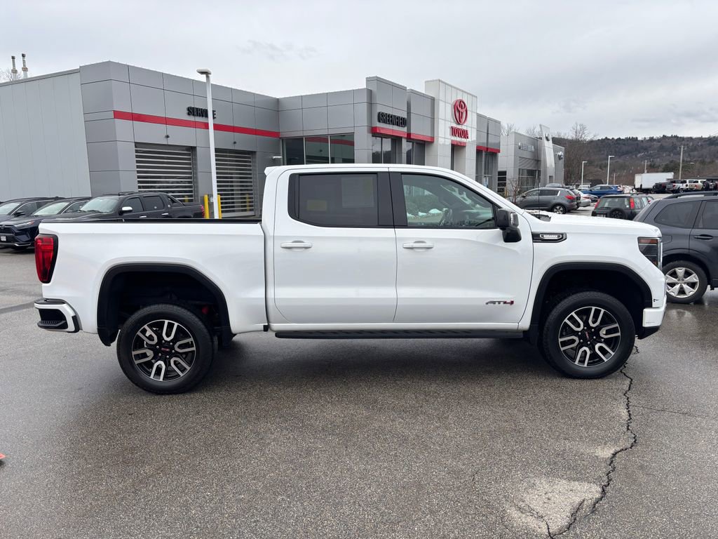 Used 2023 GMC Sierra 1500 AT4 w/ AT4 Premium Package image 6