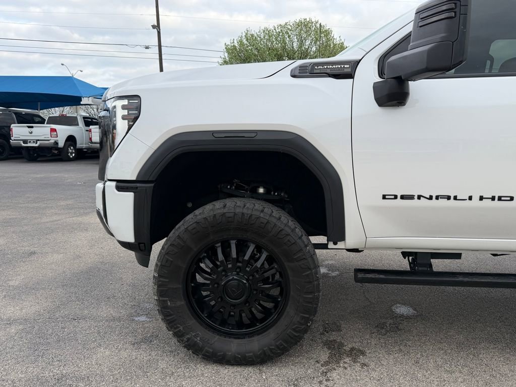 Used 2024 GMC Sierra 3500 Denali Ultimate image 26