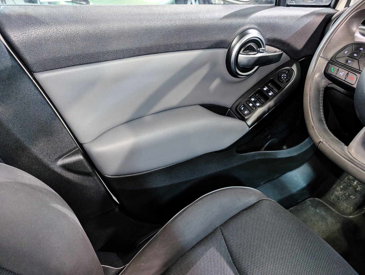 Used 2016 FIAT 500X Easy image 33