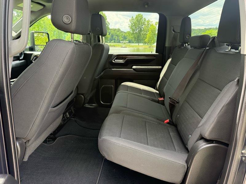 Used 2024 Chevrolet Silverado 3500 LT w/ Convenience Package AWD/4WD image 17