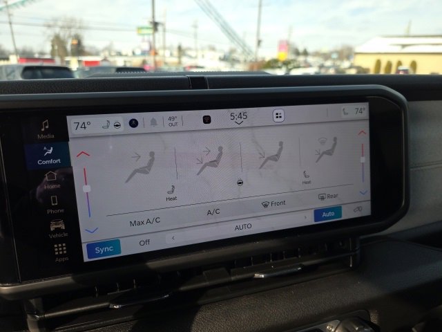 Used 2024 Jeep Wrangler Willys image 22