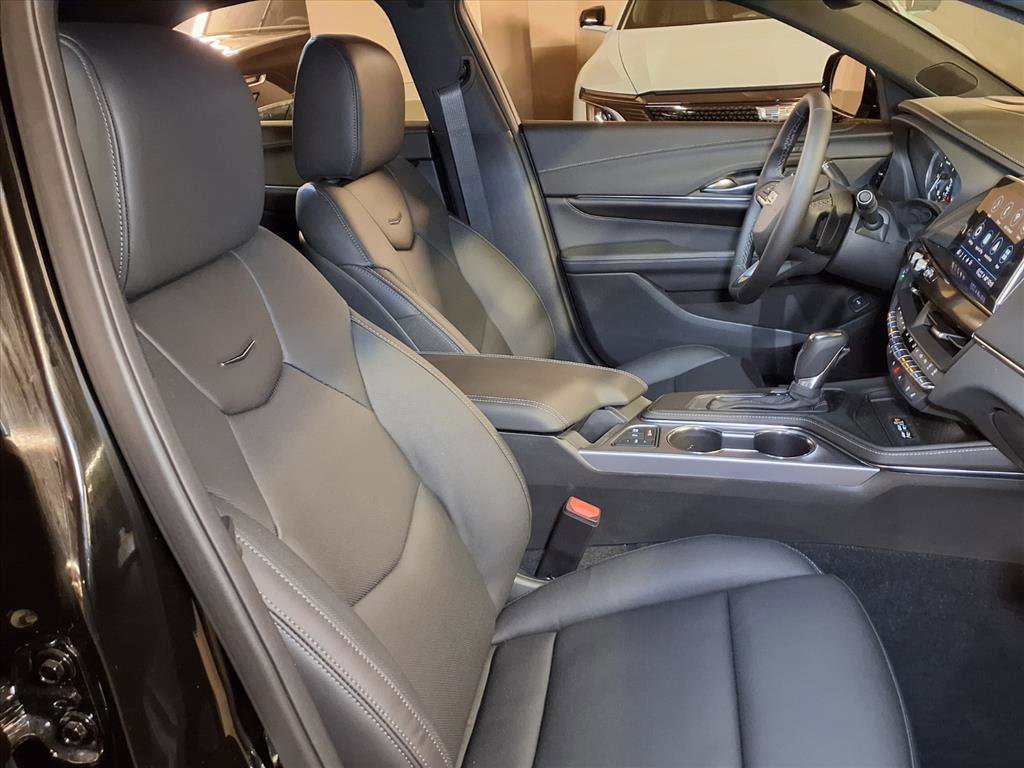New 2025 Cadillac CT4 Premium Luxury image 6