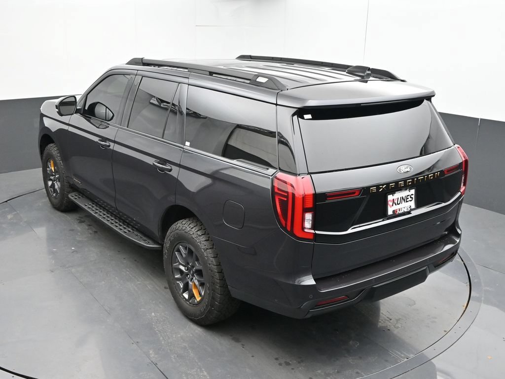 Used 2025 Ford Expedition Tremor AWD/4WD image 37