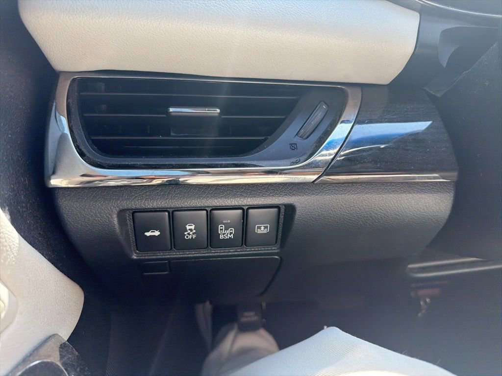 Used 2013 Toyota Avalon Limited image 14