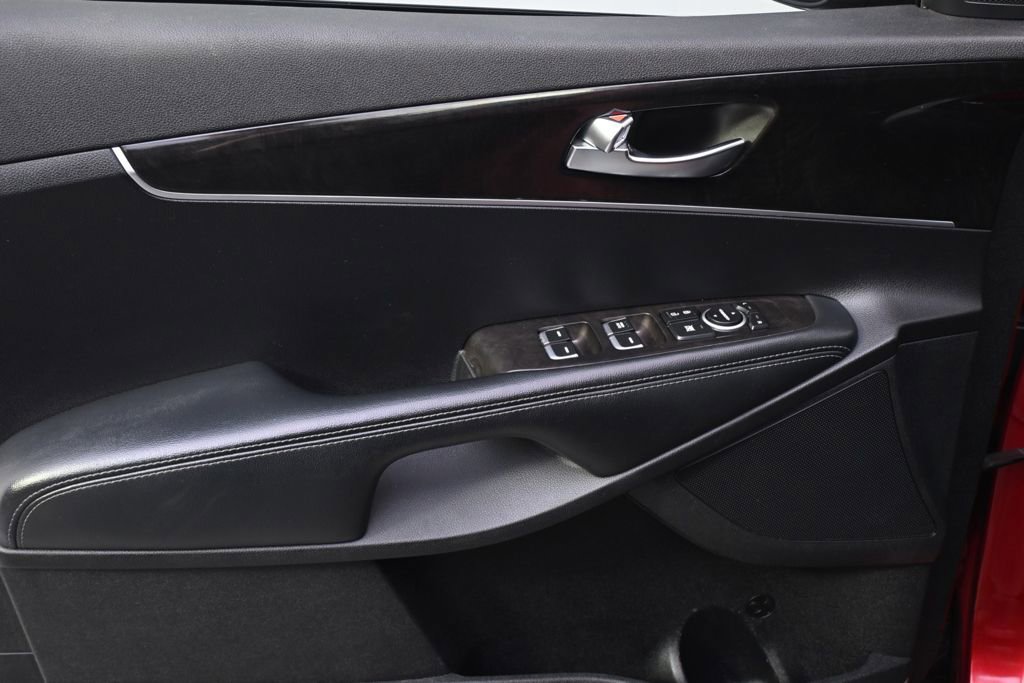 Used 2017 Kia Sorento LX image 22