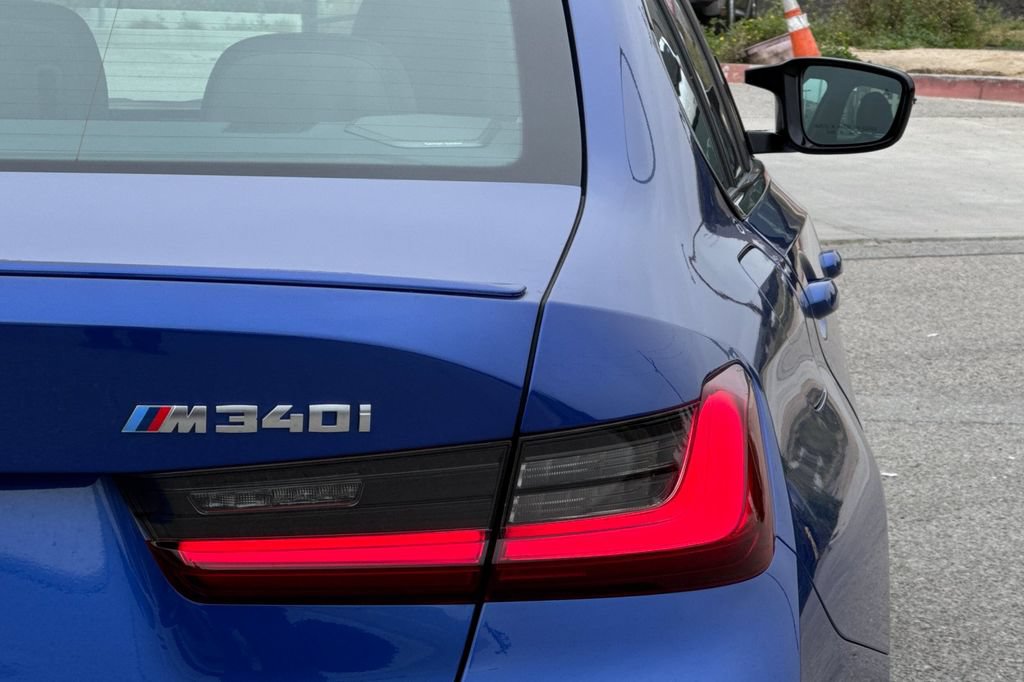 Used 2025 BMW M340i RWD image 33
