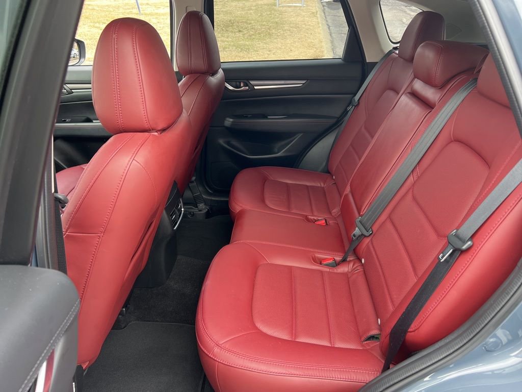 Used 2023 MAZDA CX-5 Carbon Edition image 25