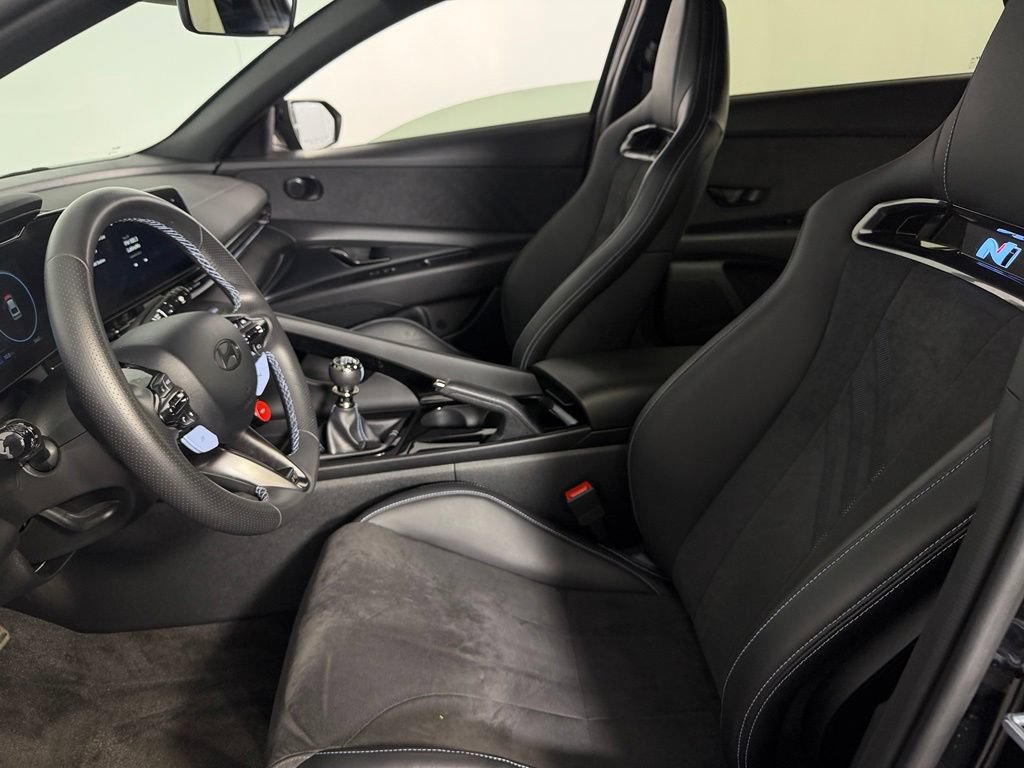 Used 2025 Hyundai Elantra N FWD image 24