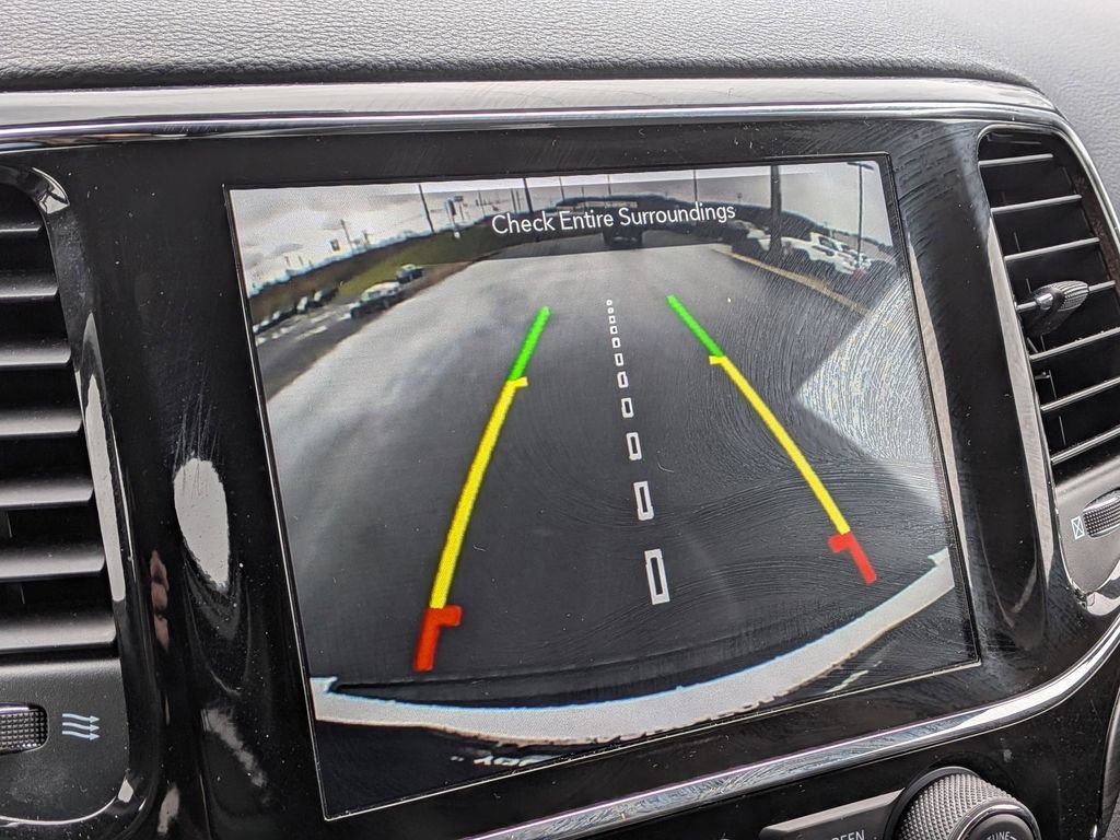 Used 2022 Jeep Grand Cherokee Laredo X image 29