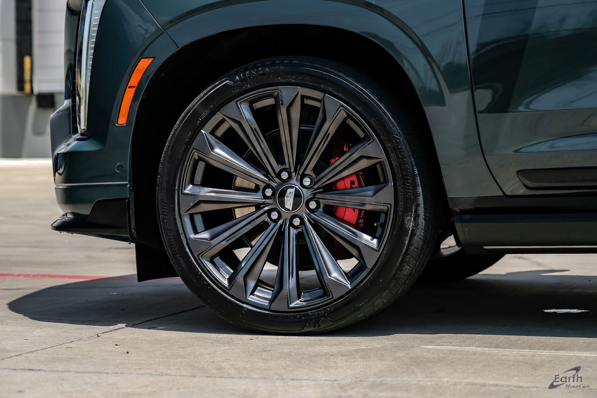 Used 2025 Cadillac Escalade V AWD/4WD image 91