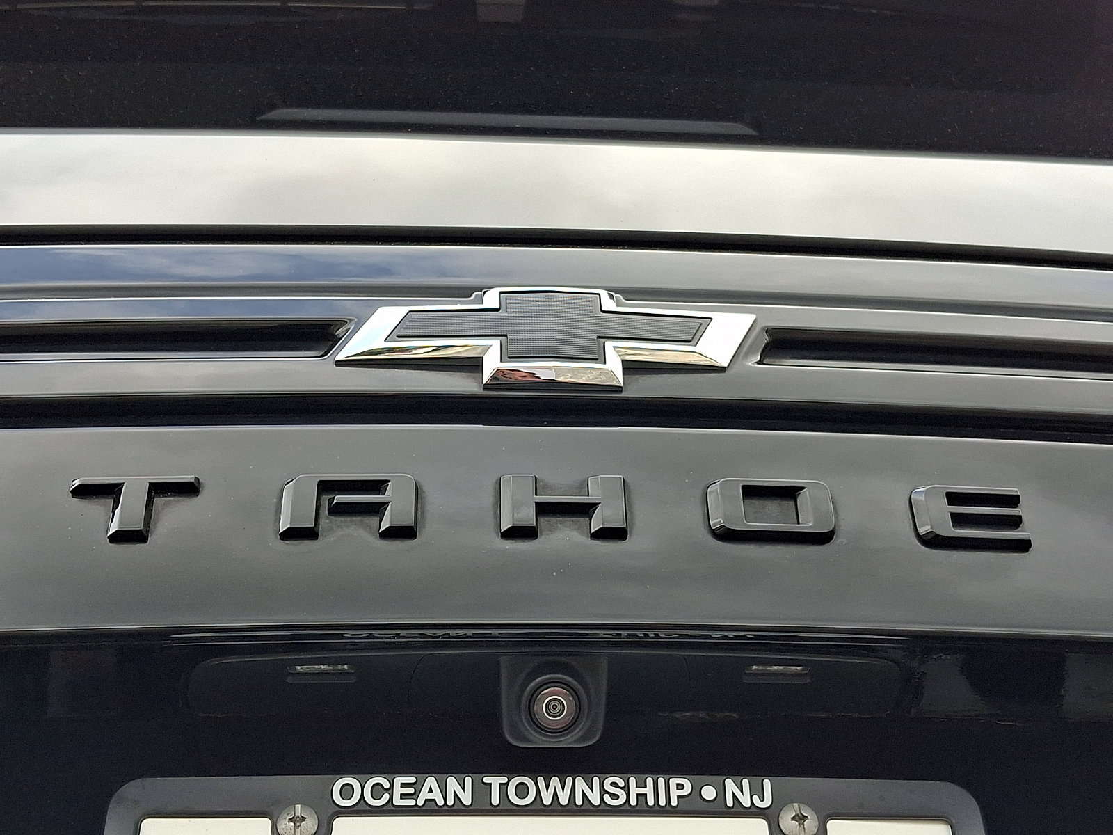 Certified 2023 Chevrolet Tahoe Z71 w/ Luxury Package AWD/4WD image 29