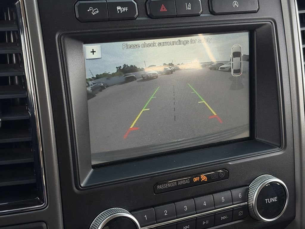 Used 2018 Ford Expedition XLT w/ Equipment Group 202A image 16