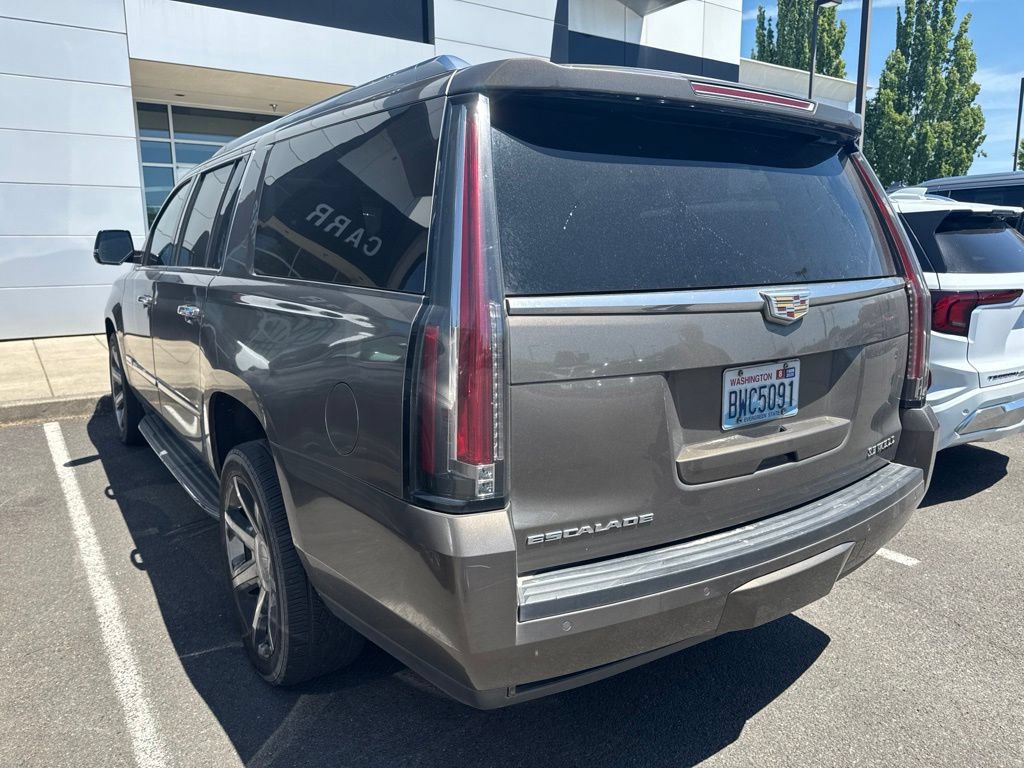 Used 2015 Cadillac Escalade ESV Premium AWD/4WD image 6
