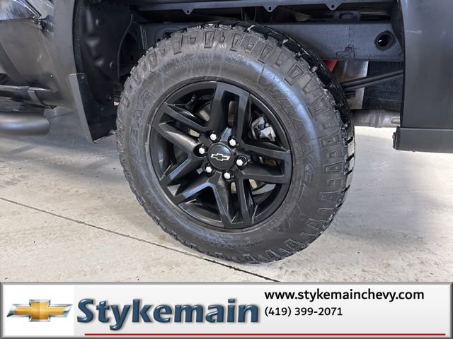 Used 2022 Chevrolet Silverado 1500 Custom Trail Boss w/ Midnight Edition image 8
