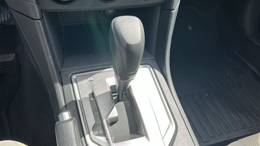 Used 2019 Subaru Impreza 2.0i Premium image 16