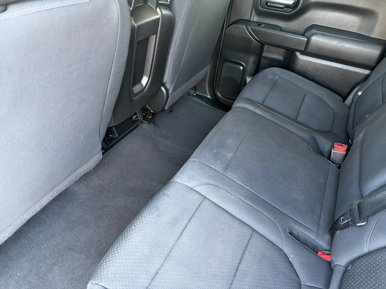 Used 2020 Chevrolet Silverado 1500 Custom w/ Custom Value Package RWD image 13