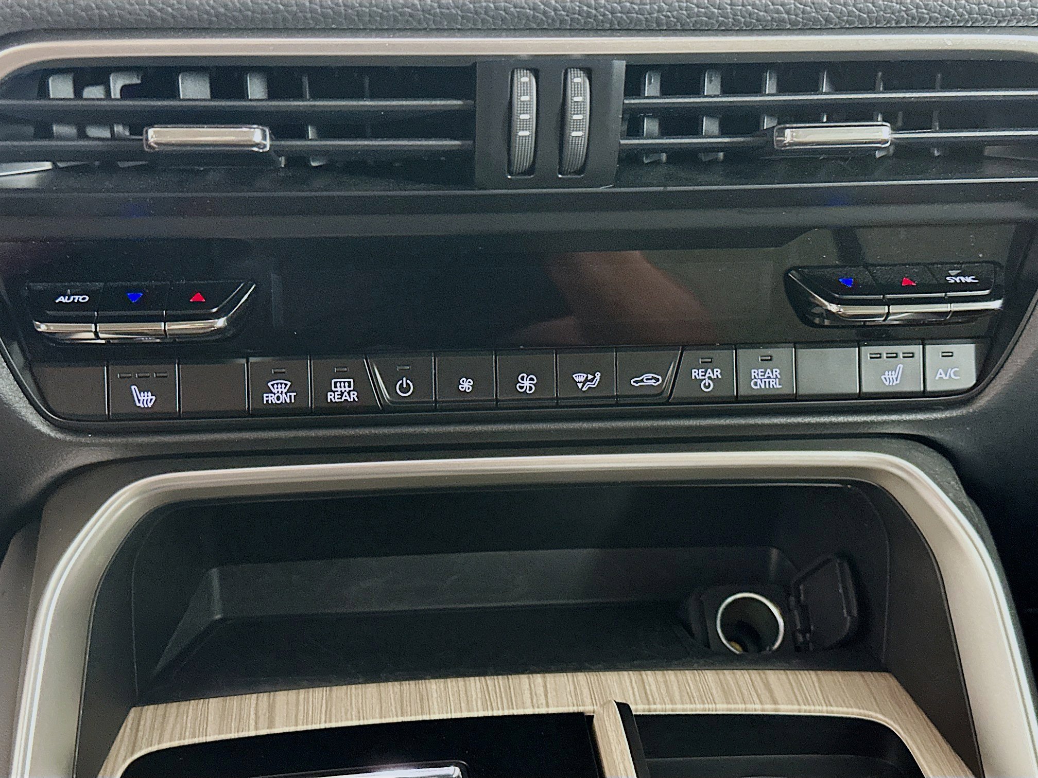 Used 2024 MAZDA CX-90 Plug-In Hybrid w/ Preferred image 23