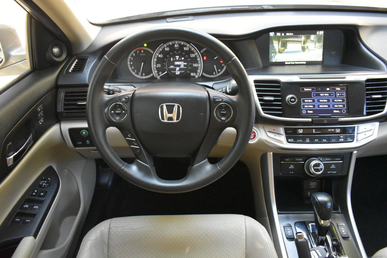 Used 2015 Honda Accord EX-L image 12