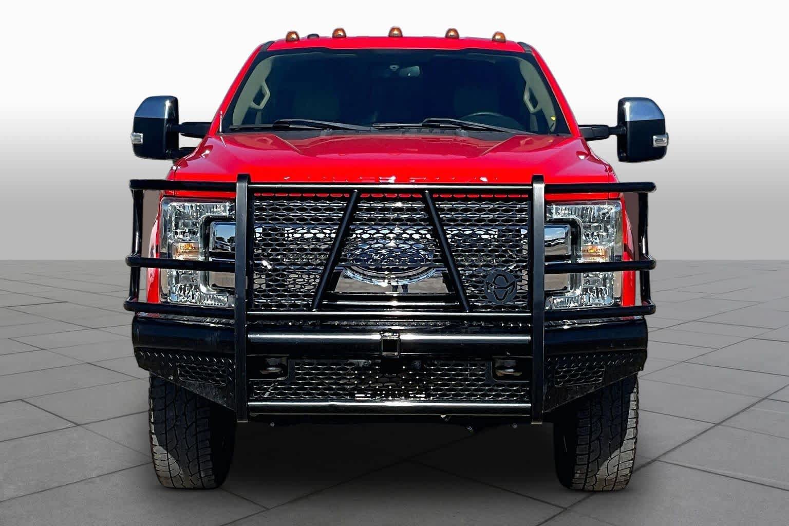 Used 2017 Ford F350 Lariat w/ Chrome Package AWD/4WD image 4