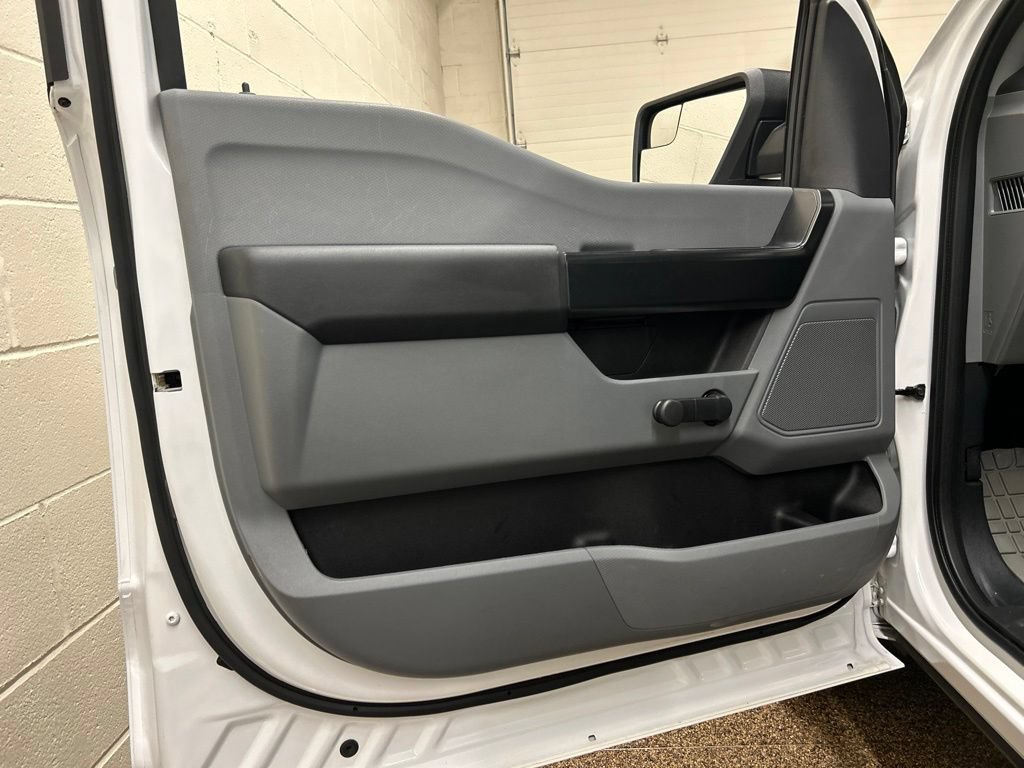 Used 2022 Ford F150 XL RWD image 9