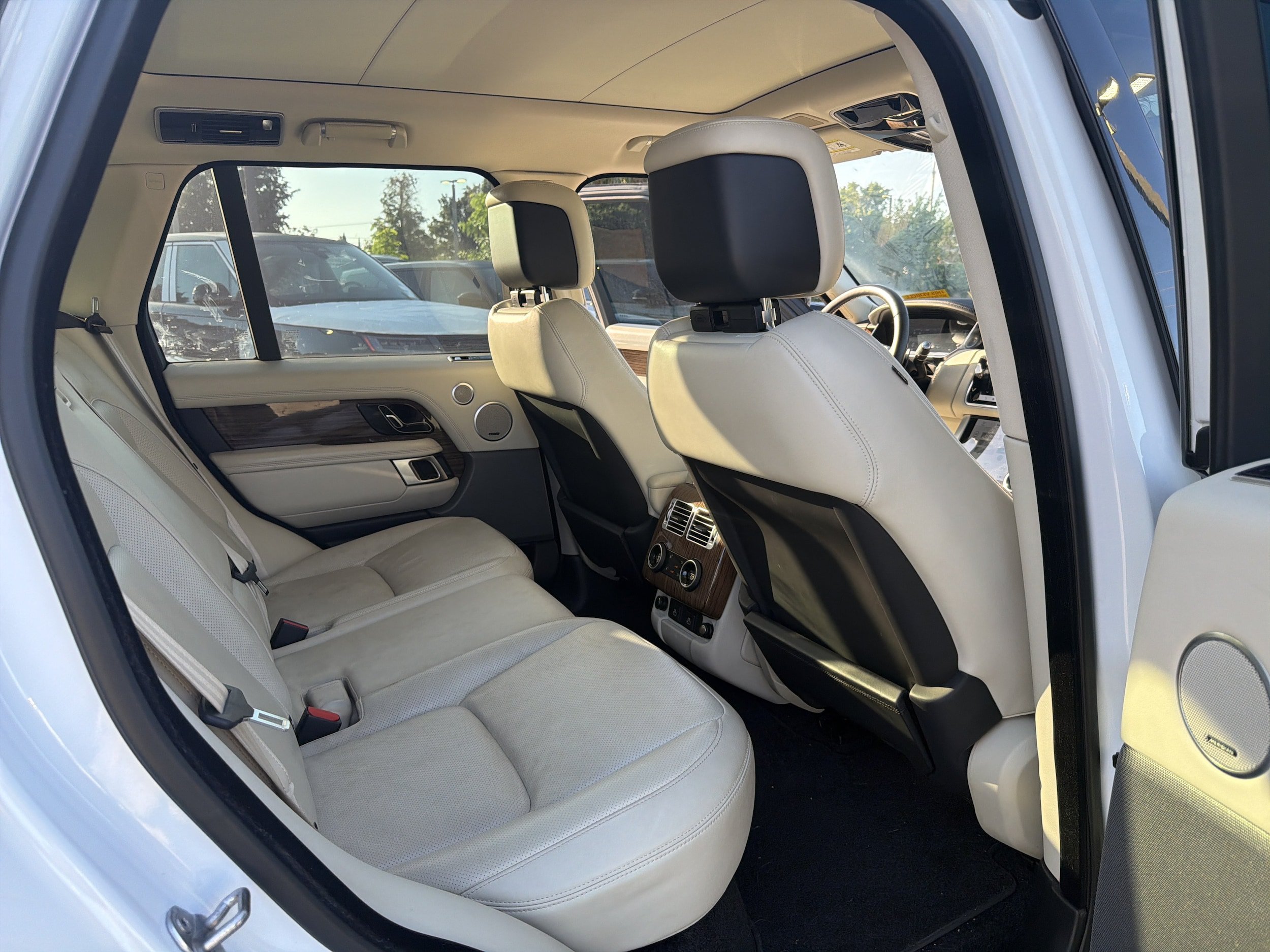 Used 2022 Land Rover Range Rover Westminster Edition AWD/4WD image 10