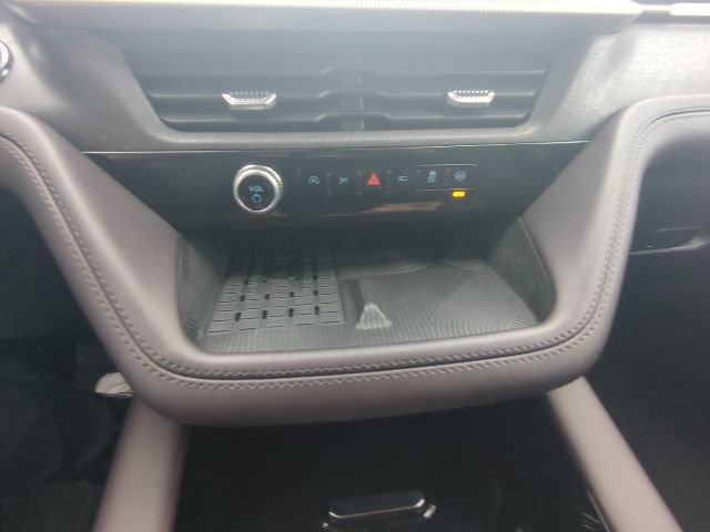 Used 2025 Ford Explorer Platinum RWD image 19