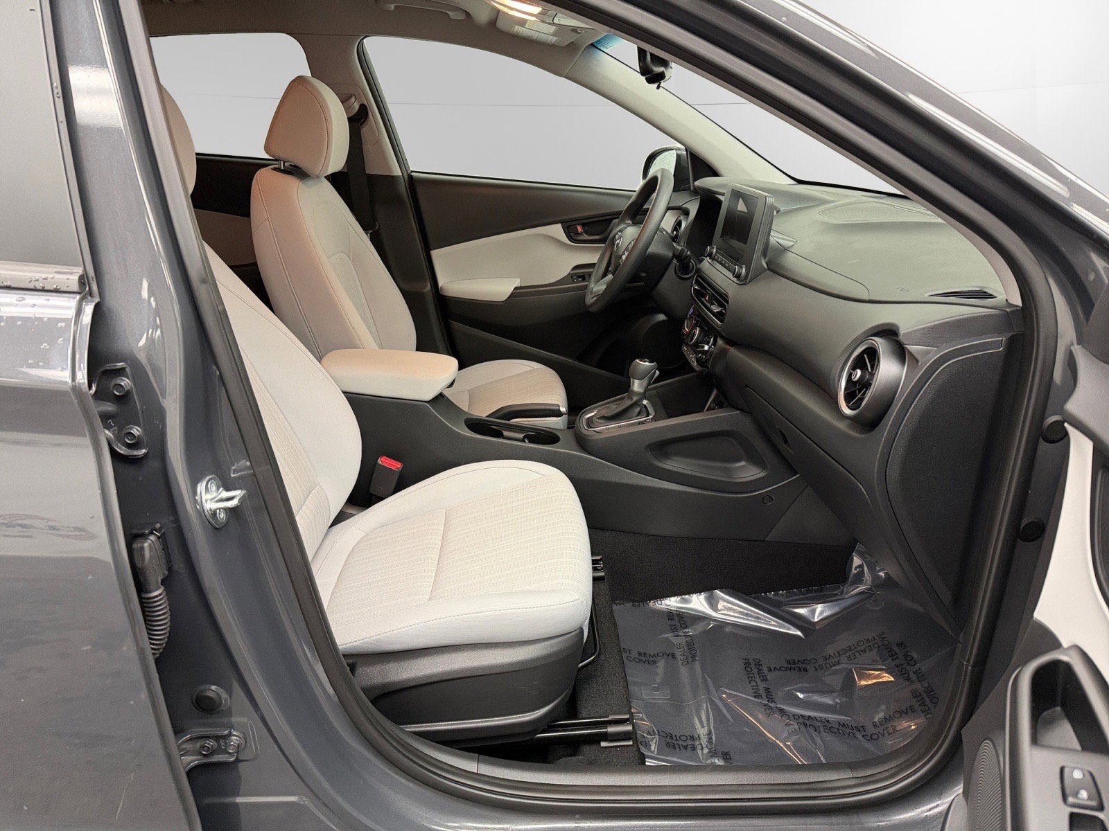Certified 2023 Hyundai Kona SEL AWD/4WD image 15