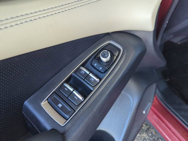 Used 2022 Subaru Ascent Limited w/ Technology Package image 16