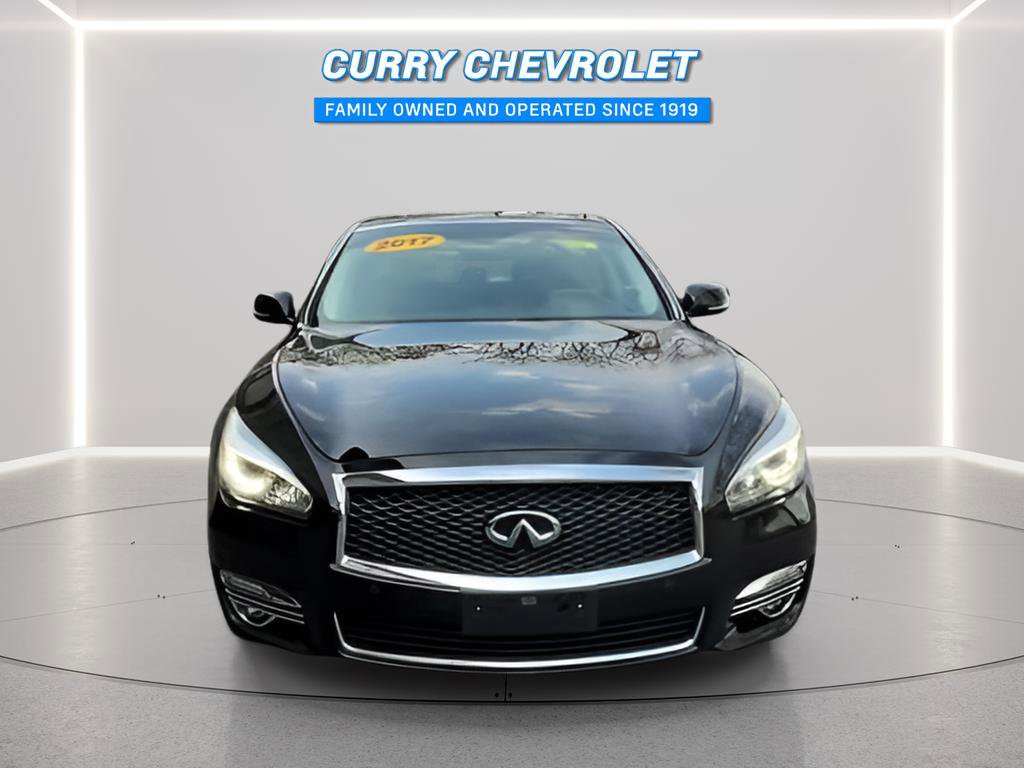Used 2017 INFINITI Q70 L 3.7 AWD/4WD image 4