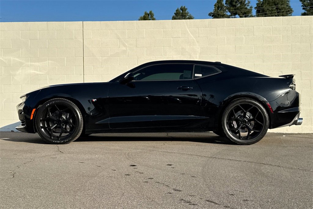 Used 2020 Chevrolet Camaro SS image 9