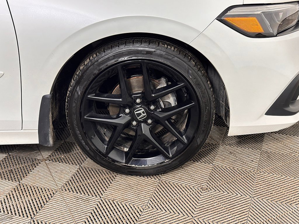 Used 2023 Honda Civic Sport image 18