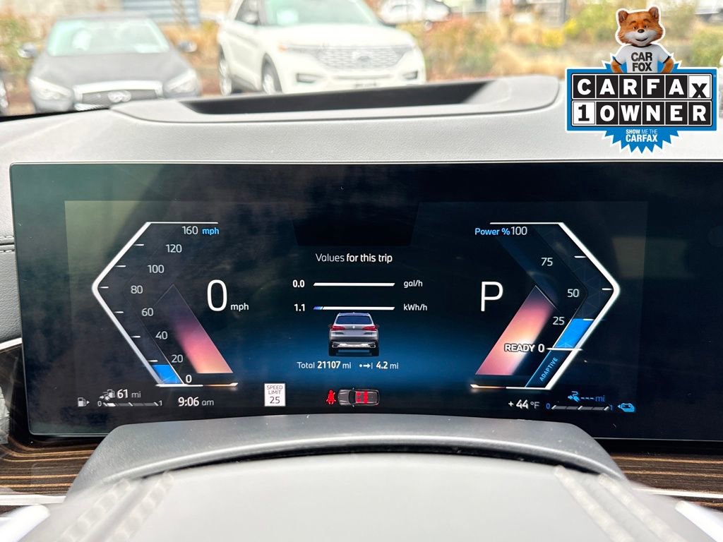 Used 2025 BMW X5 xDrive50e image 18