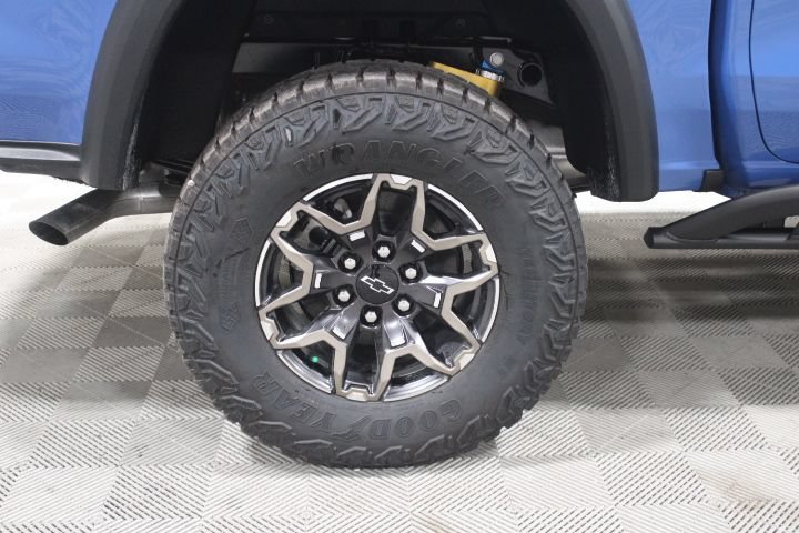 New 2026 Chevrolet Colorado ZR2 w/ Off-Road Front Bumper Package AWD/4WD image 43