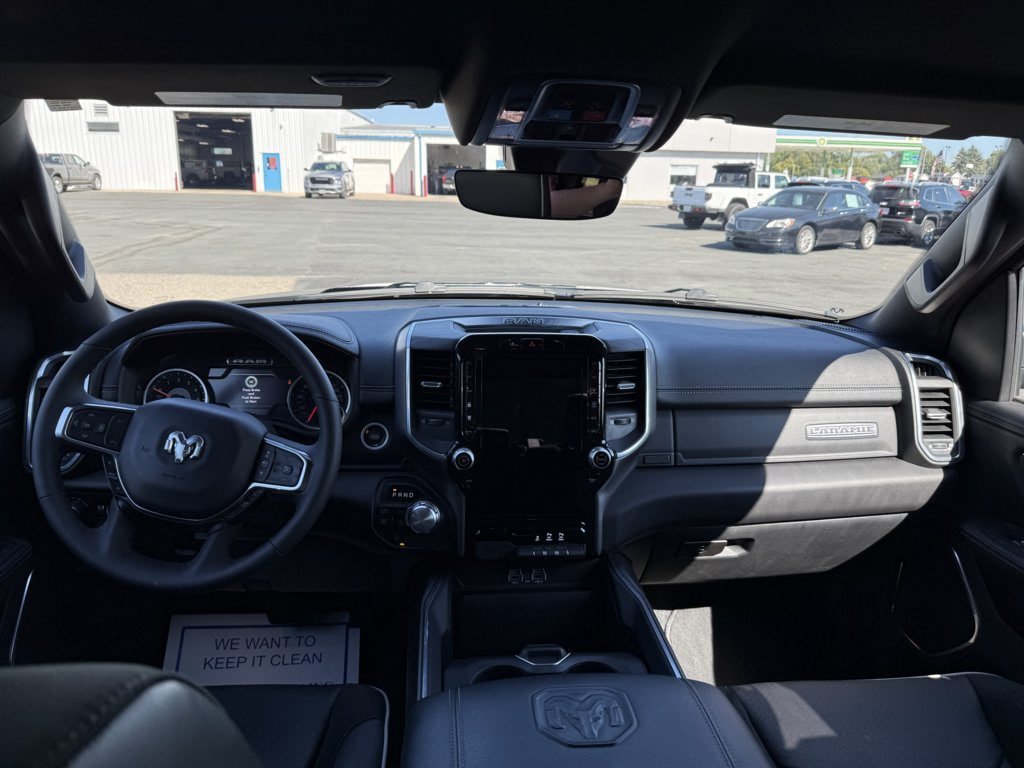 Used 2026 RAM 1500 Laramie AWD/4WD image 19