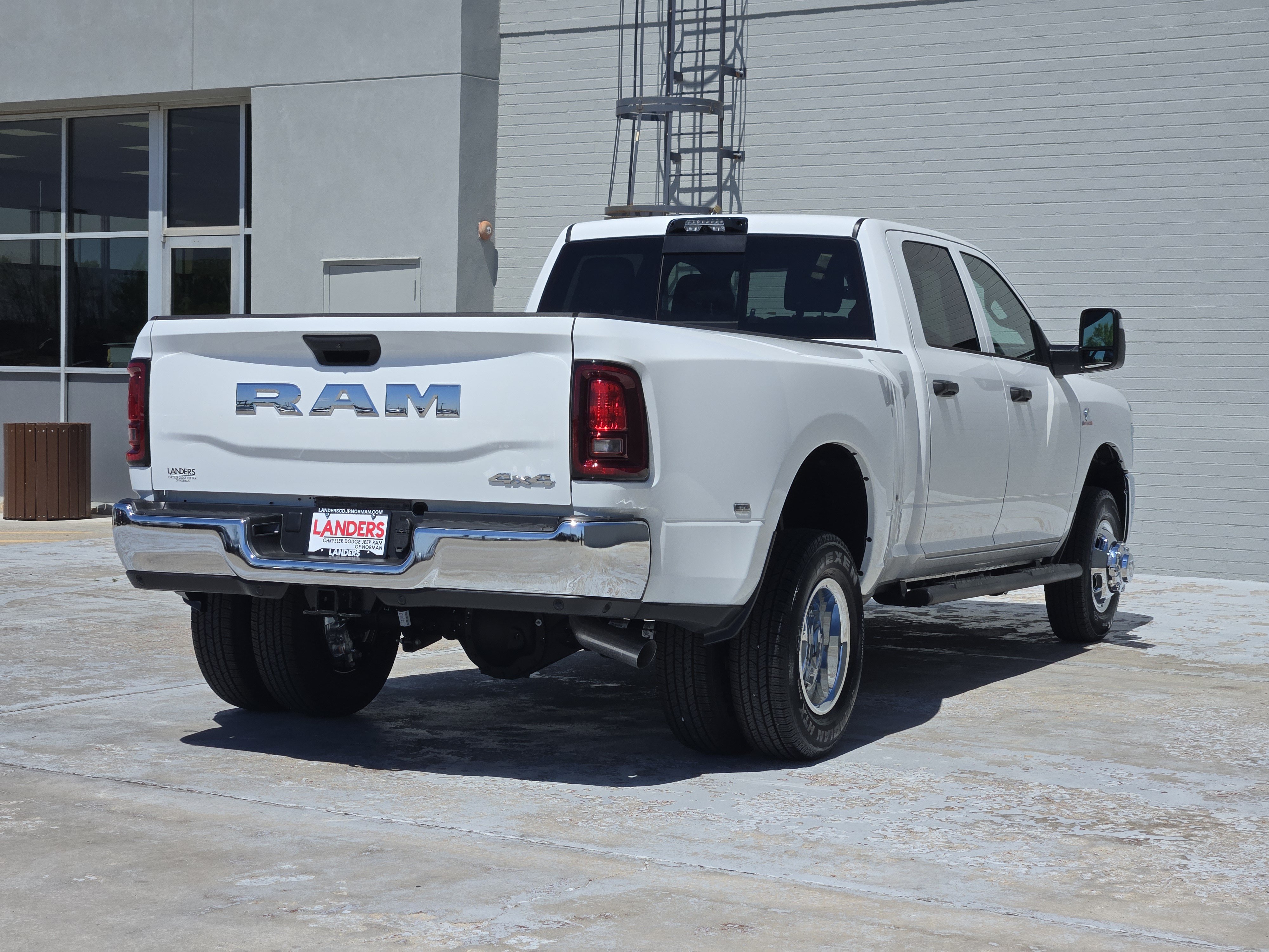 New 2026 RAM 3500 Tradesman AWD/4WD image 4