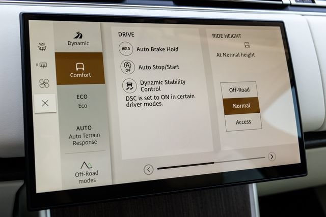 New 2026 Land Rover Range Rover SE AWD/4WD image 36