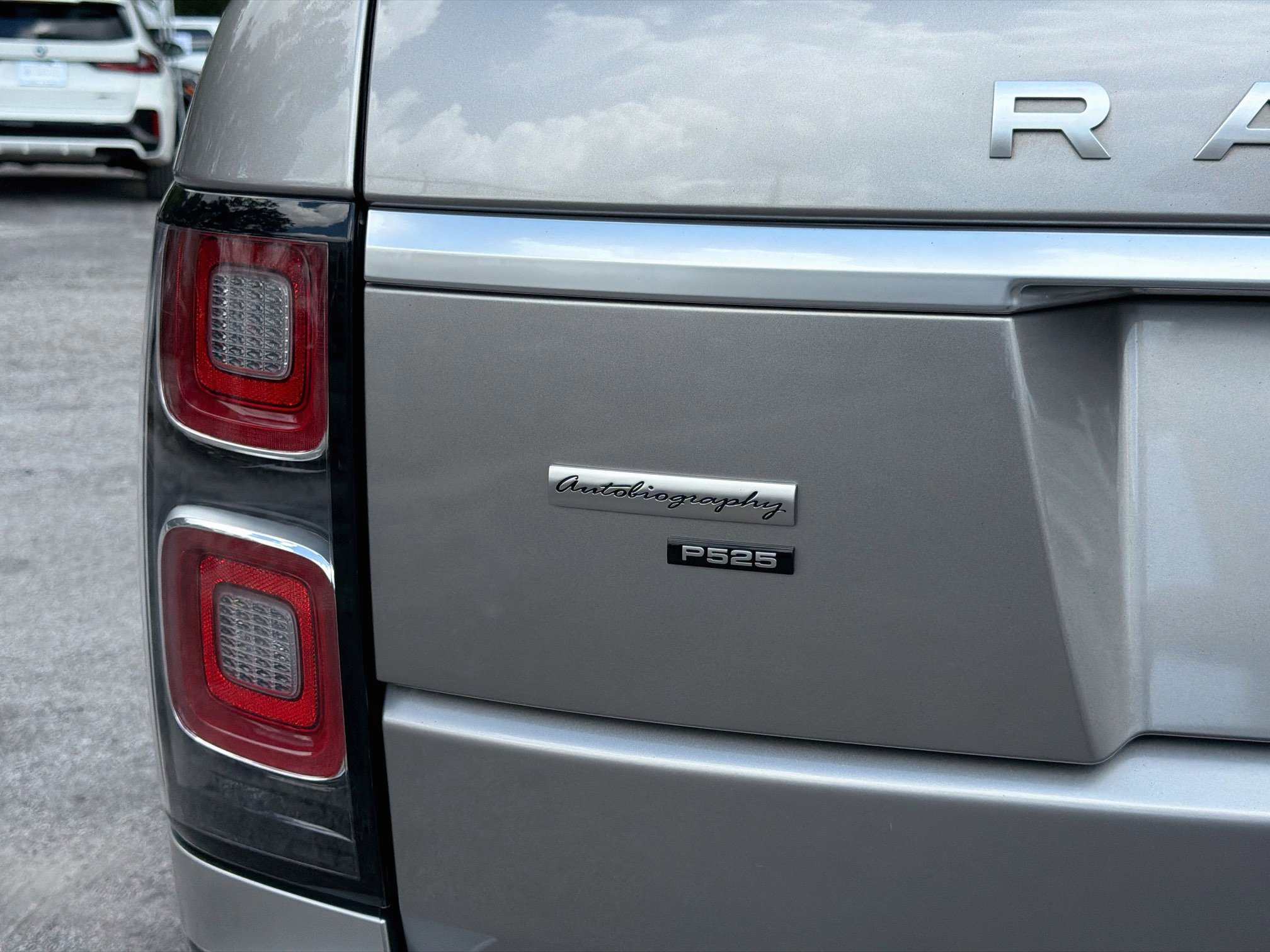Used 2020 Land Rover Range Rover Autobiography AWD/4WD image 10